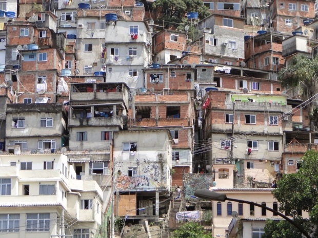 favela_not_far_from_copacabana